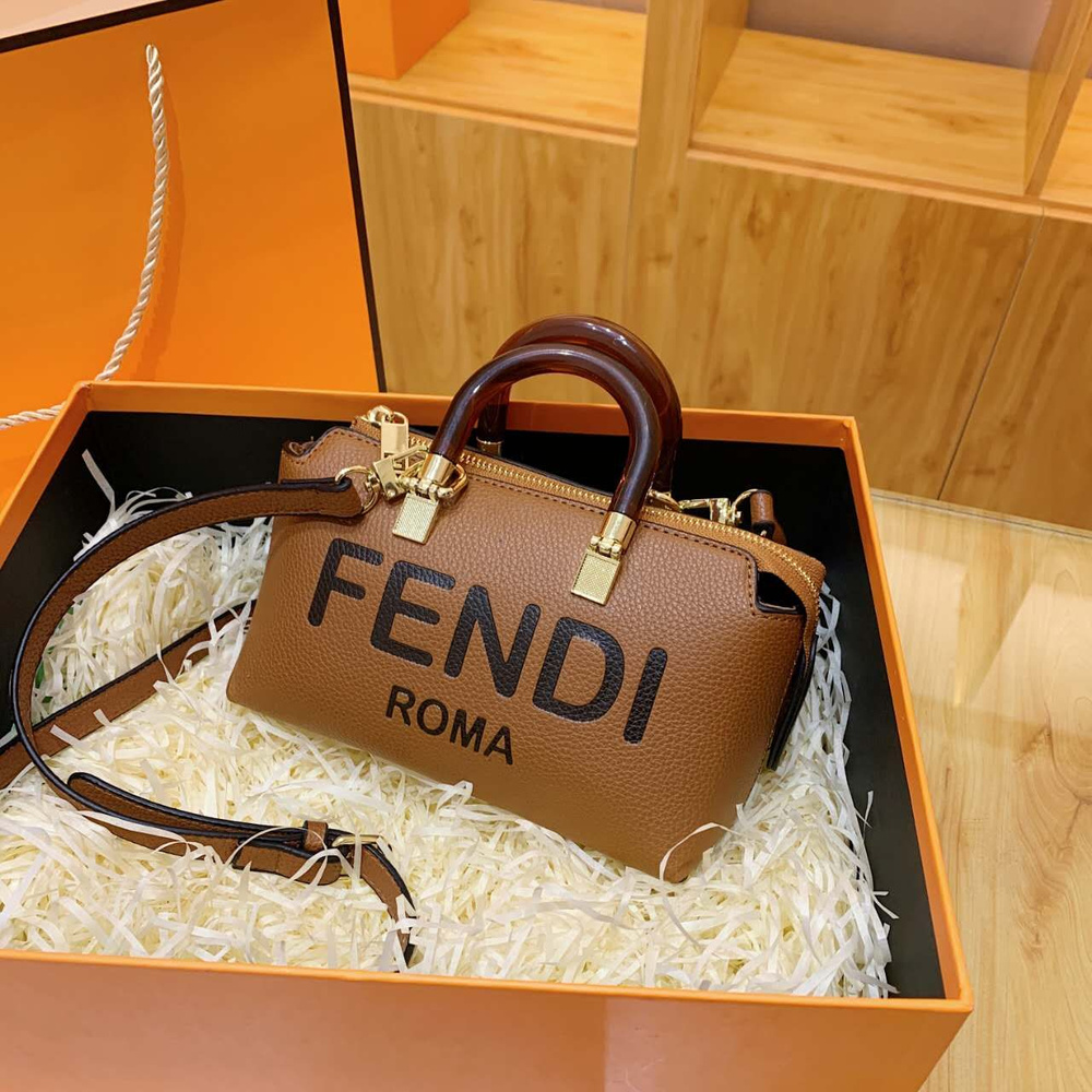 Fendi Сумка кондуктора мессенджер #1