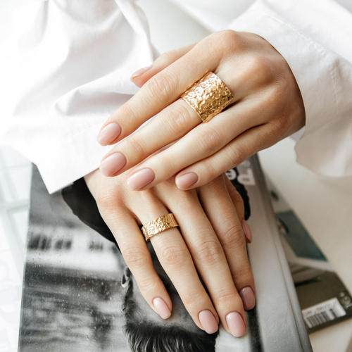 Золотые кольца: купить кольца из золота в интернет-магазине MIUZ Diamonds