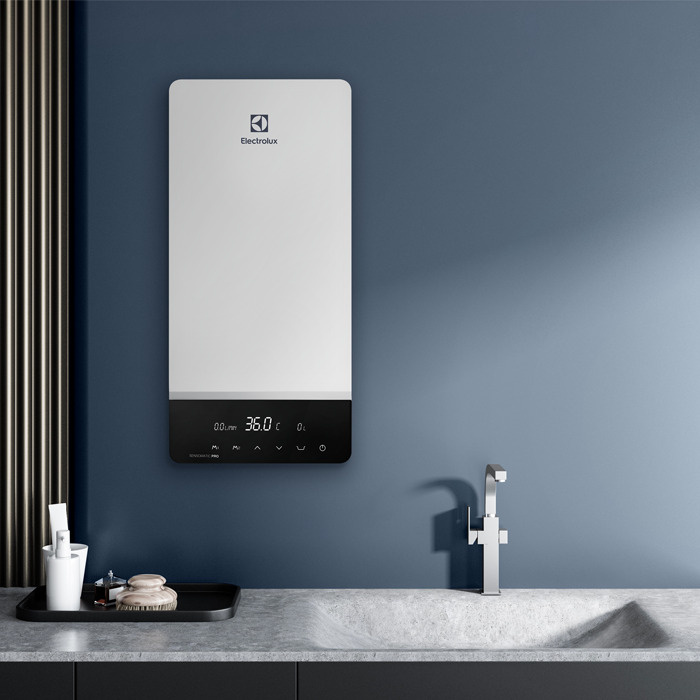 Водонагреватель Electrolux Sensomatic Pro