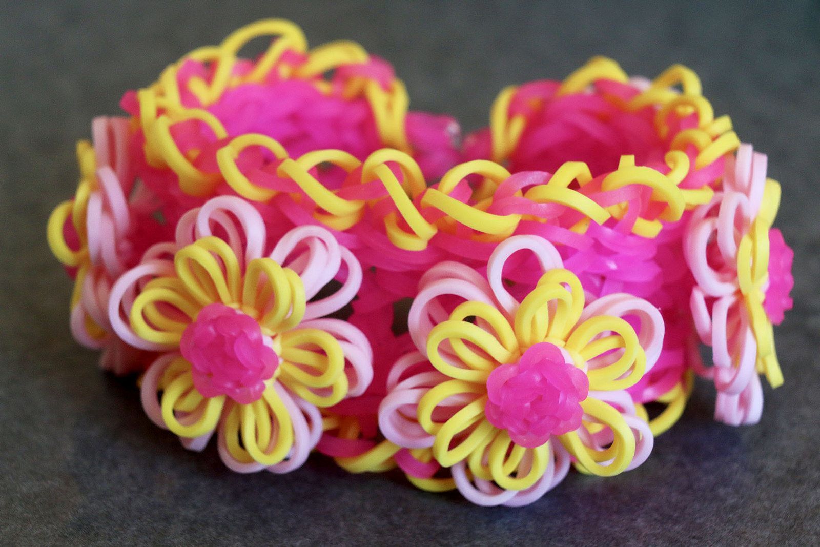 Rainbow Loom Pink Lemonade