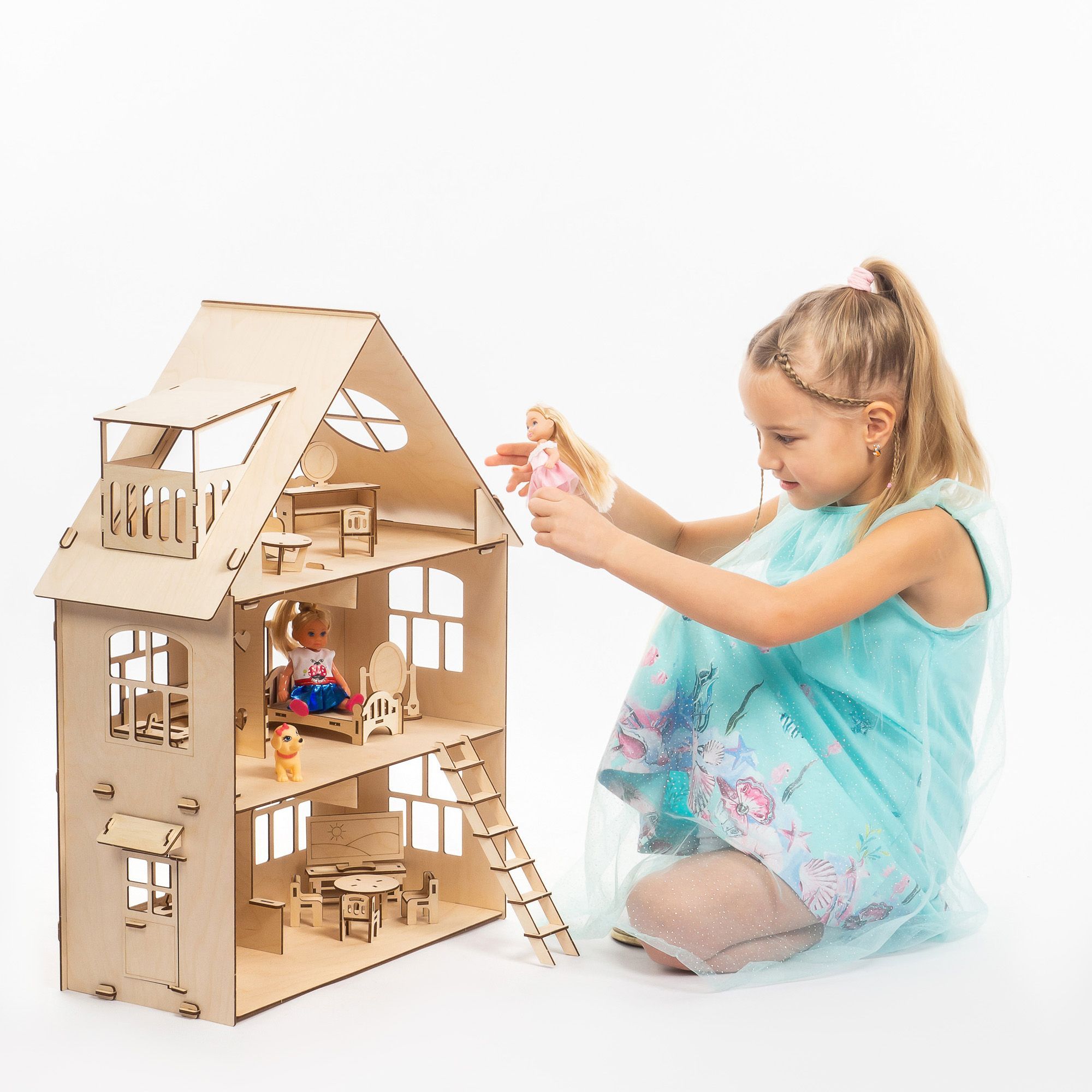 Деревянный кукольный домик Эко с мебелью 46*56*57 см