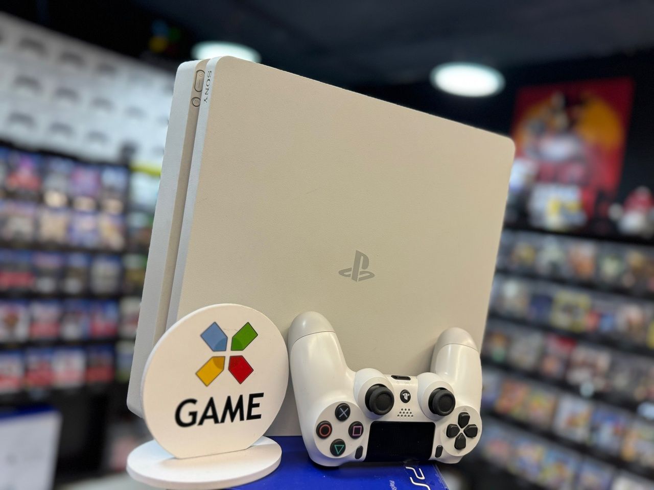 Игровая консоль Sony Playstation 4 Slim 500gb Белая Glacier White (Used) -  купить с доставкой по выгодным ценам в интернет-магазине OZON (1066729988)