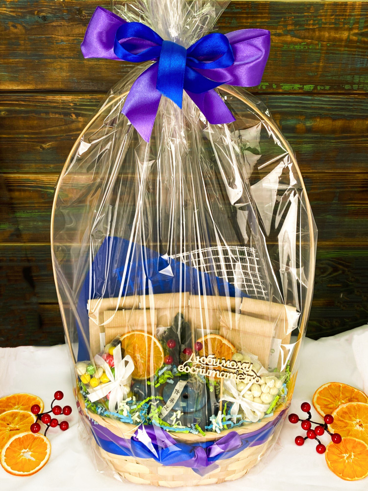 Подарок воспитателю на выпускной в детском саду, Подарочная корзина из ...