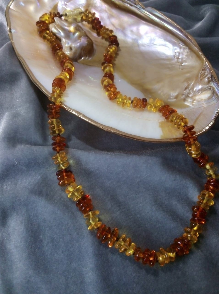 Бусы из натурального янтаря ручной работы. - купить с доставкой по ...