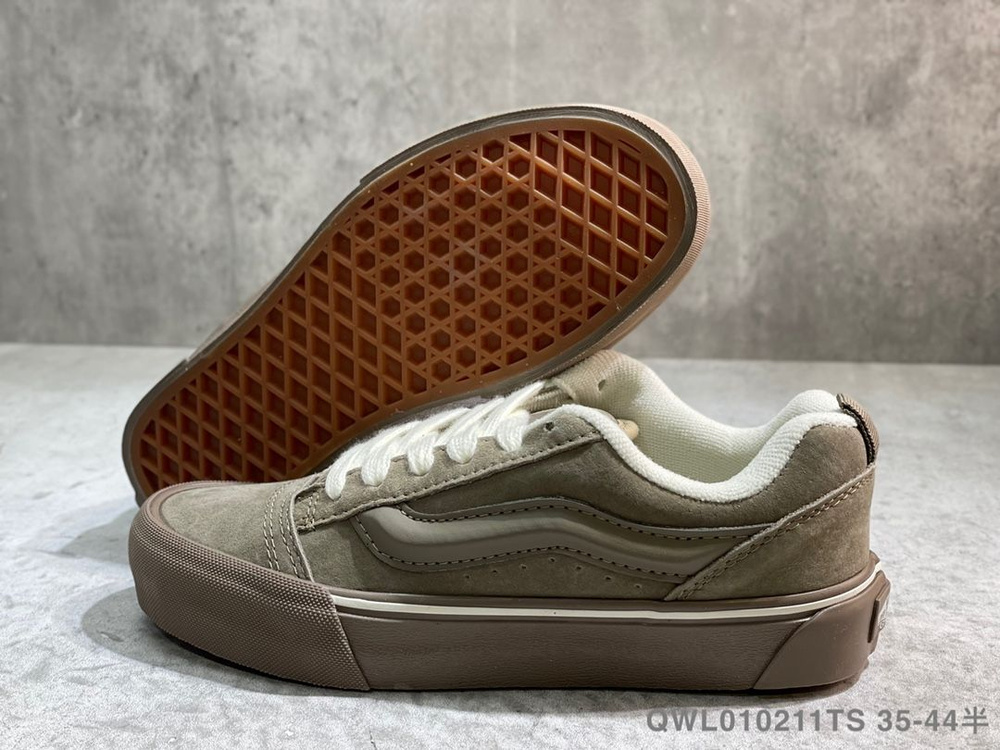 Кроссовки Vans #1