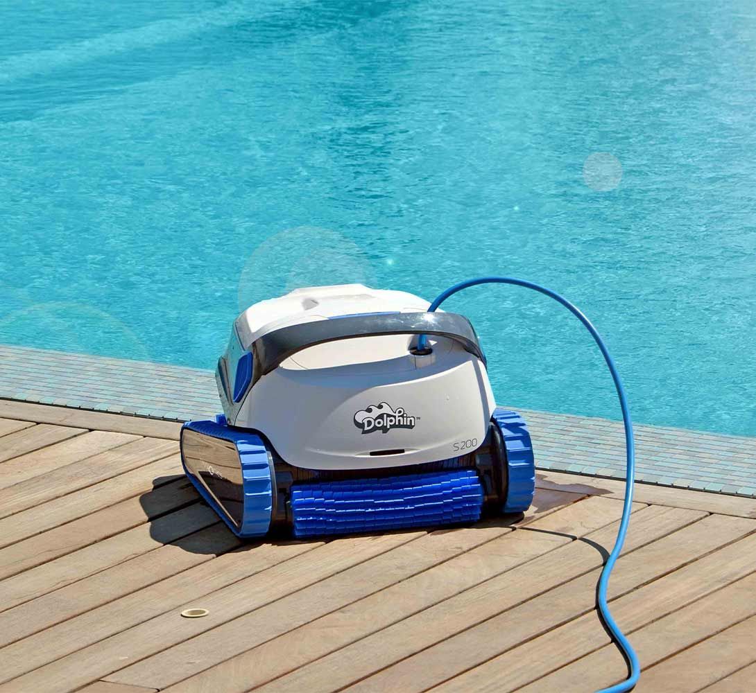 Робот пылесос для бассейна bwt. Dolphin s200. пылесос delphin s1. робот пылесос dolphin. maytronics dolphin s100.
