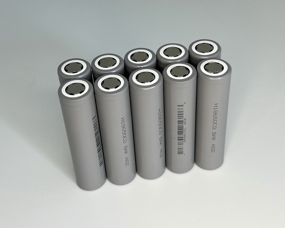 Аккумулятор 18650 литий-ионный Li-Ion 3.6V, BAK H18650CQ, 2550 mAh, 10 ...