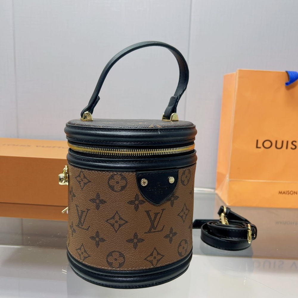 Louis Vuitton Сумка на плечо кросс-боди #1