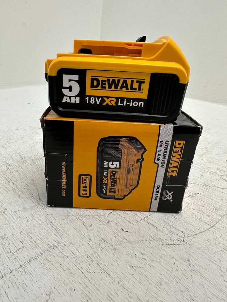 Dewalt 18v deals 5.0 ah