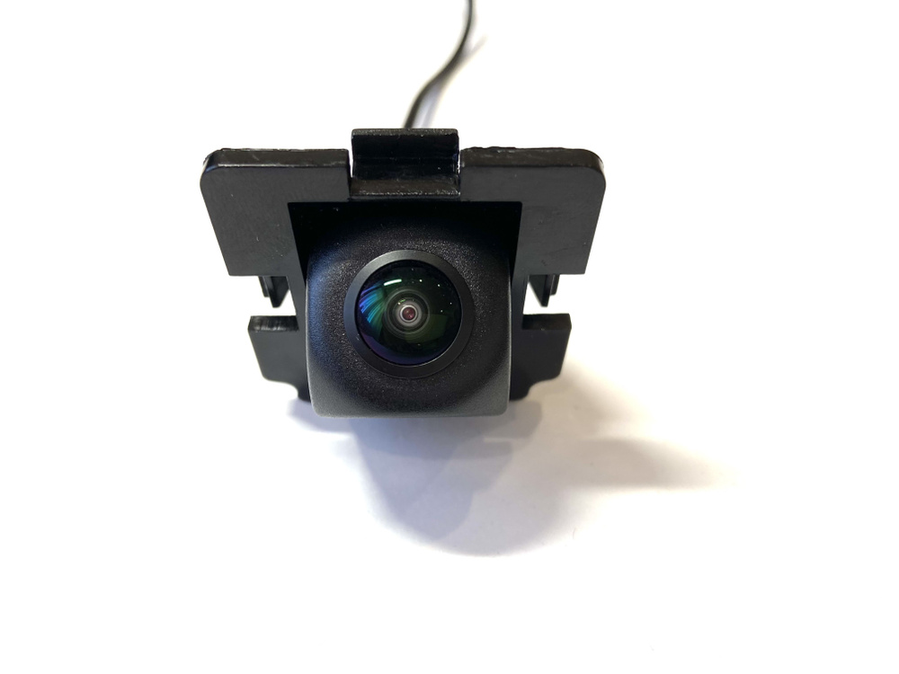 Камера заднего вида для Mitsubishi Outlander (06-2019)AHD #1