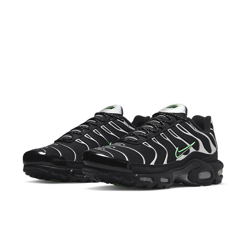 Nike Air Max Plus OZON 1659680156