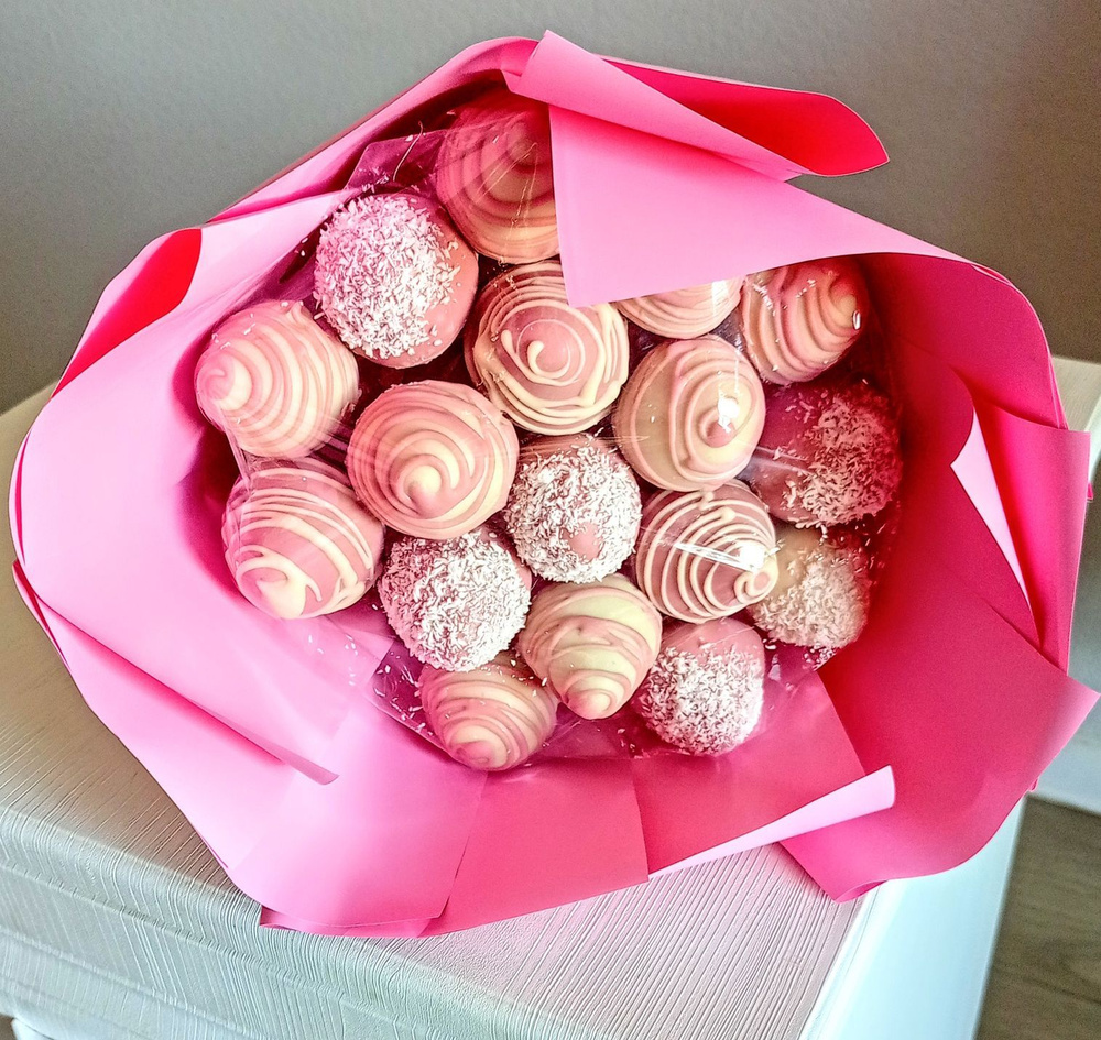 Букет из клубники в шоколаде набор из 15 шт ягод в белом бельгийском ...