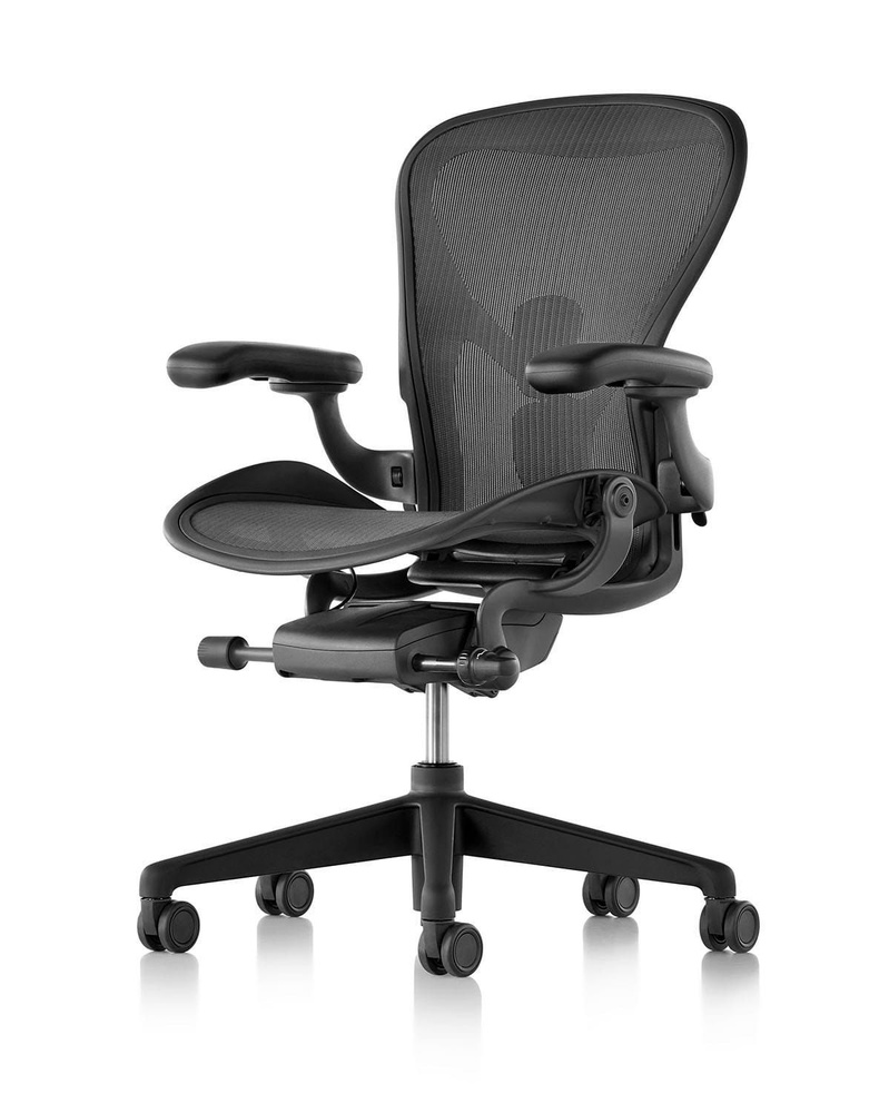 Офисное кресло aeron