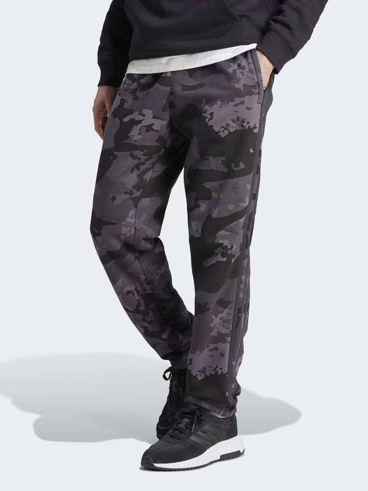 Брюки спортивные adidas Originals Camo Sweatpant #1