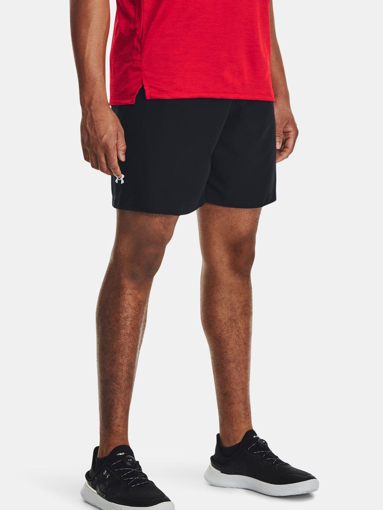 Short under sale armour shorts