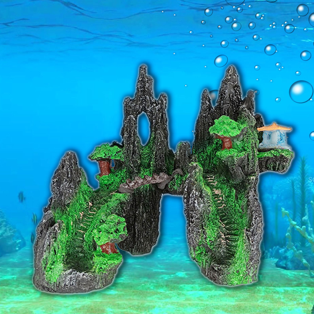 Декорации для аквариума: крепости, замки, пещеры, скалы, затонувшие корабли, коряги и т.п.