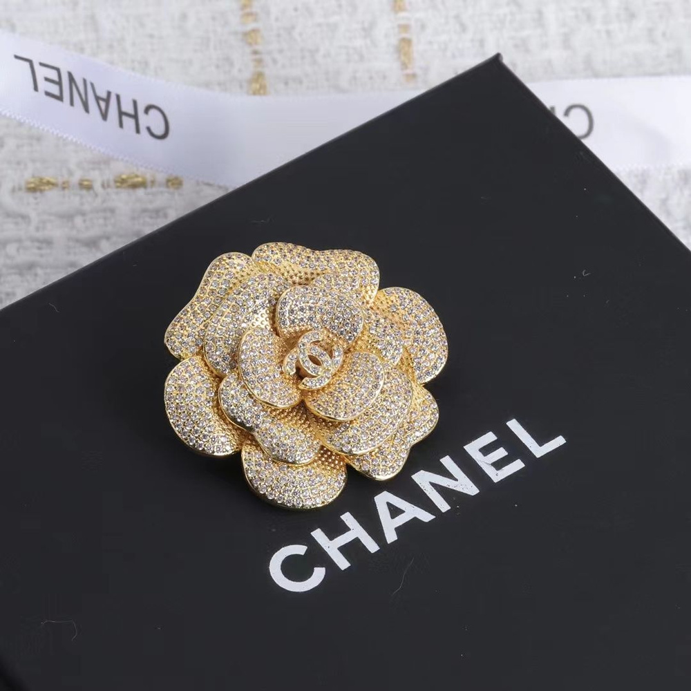 Chanel Брошь #1