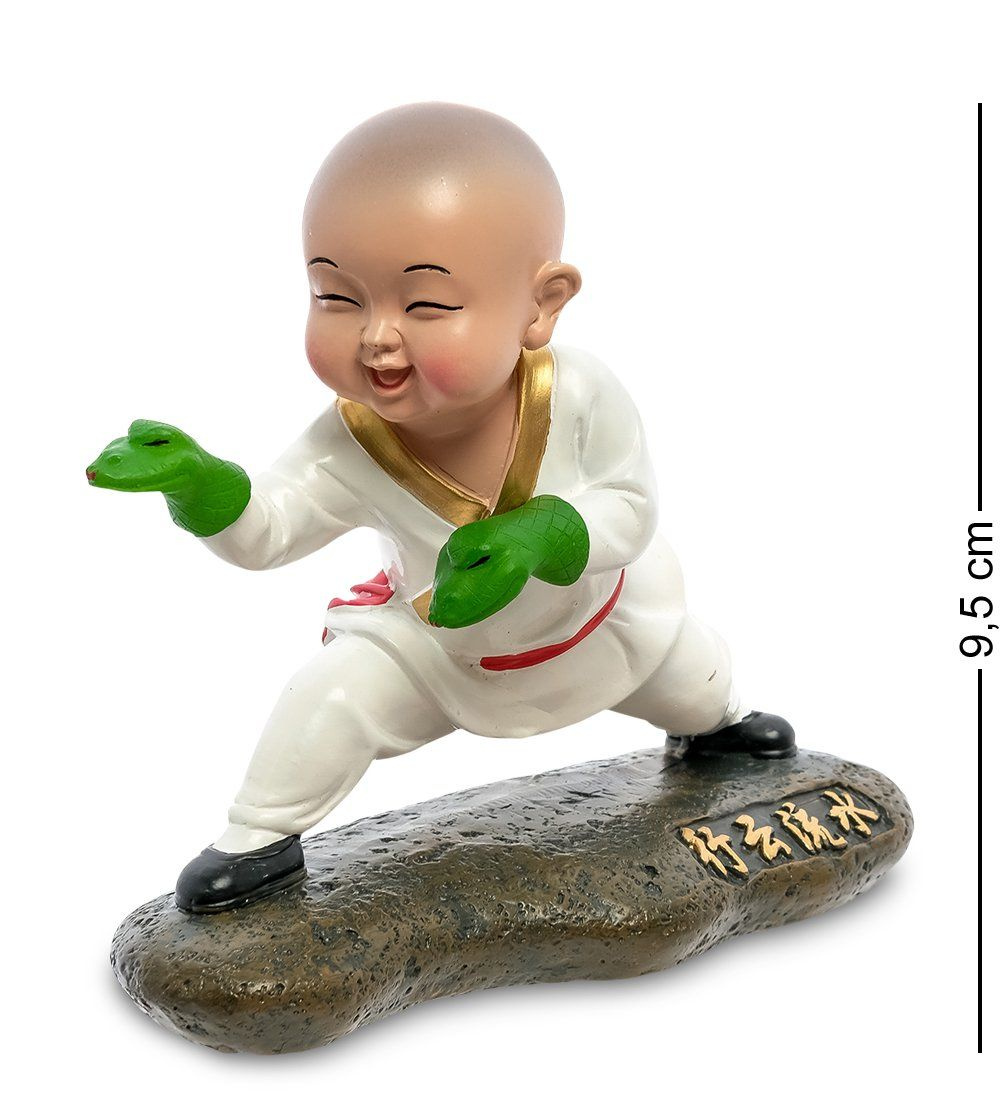 Фигурка Каратист