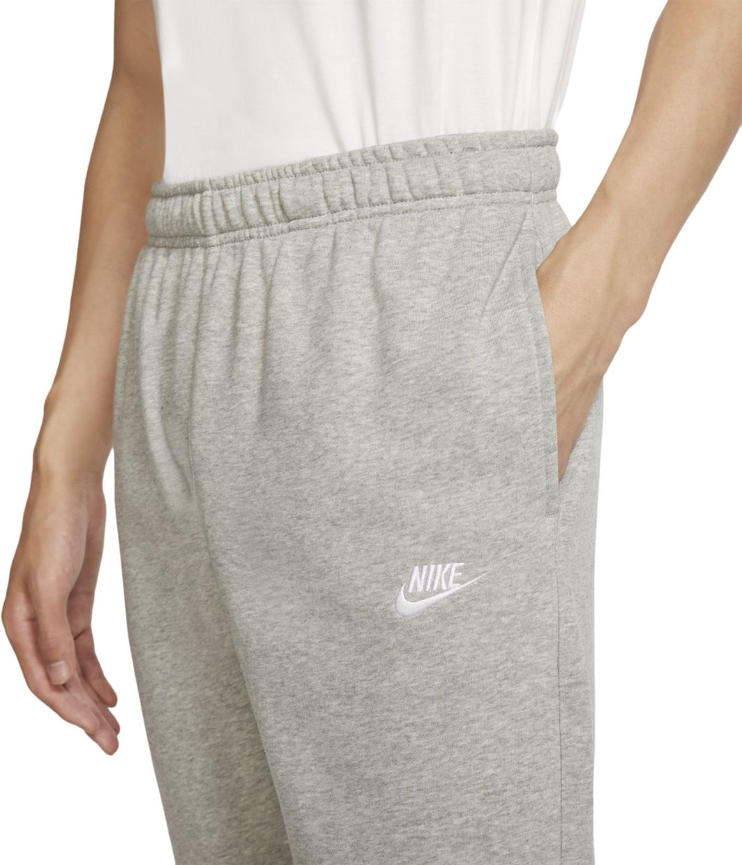 jogger nike club