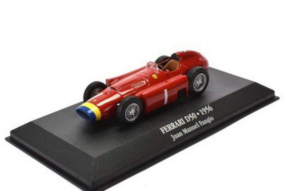 Ferrari D50 Long nose 26 Juan Manuel Fangio F1 Italie 1956 2ème - World
