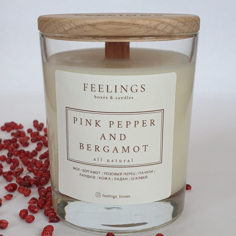 FEELINGS boxes & candles Свеча ароматическая "Розовый перец и бергамот", 10 см х 7,5 см  #1