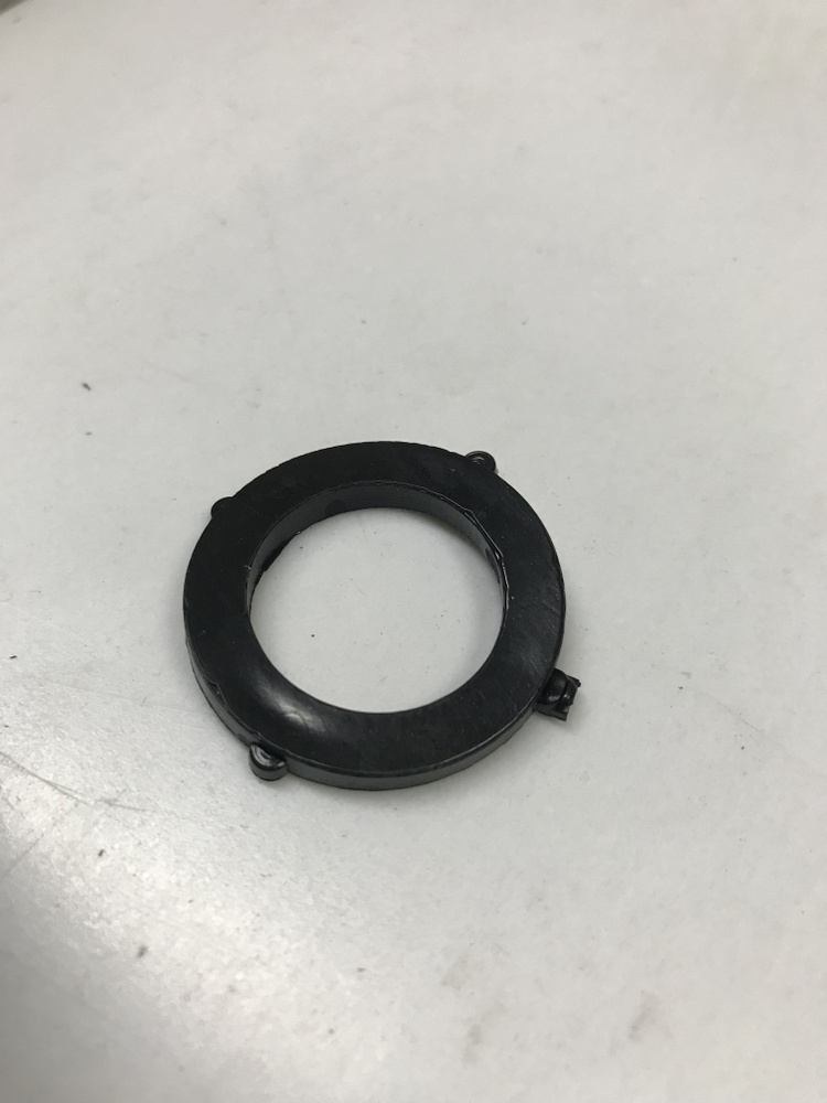 Прокладка резиновая с ушком для полотенцесушителя 1\" (20х30х3) - 100 ...