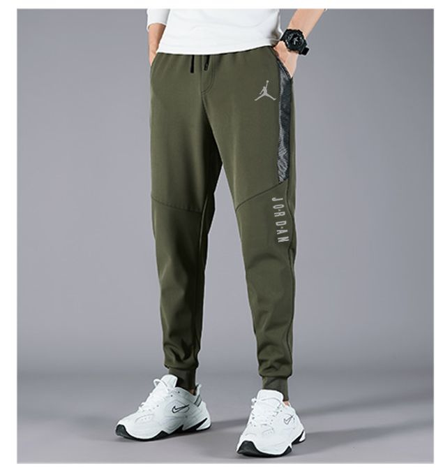 Брюки спортивные Jordan Men's Nike SporTSwear Pant #1