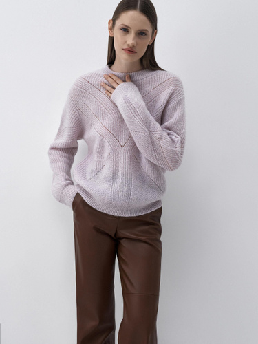 свитер пастельного оттенка