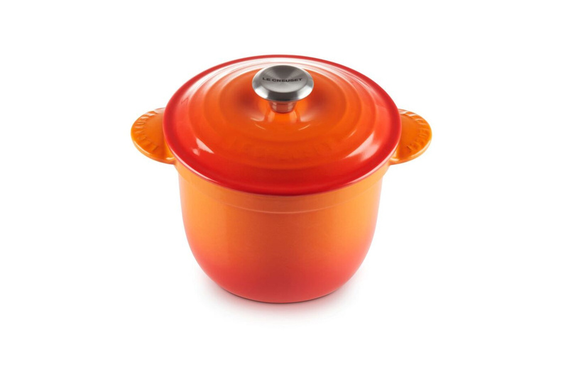 Le creuset чугун 3. Кастрюля le creuset. Creuset кастрюля чугун. Кастрюли le creuset. Кастрюли le creuset.