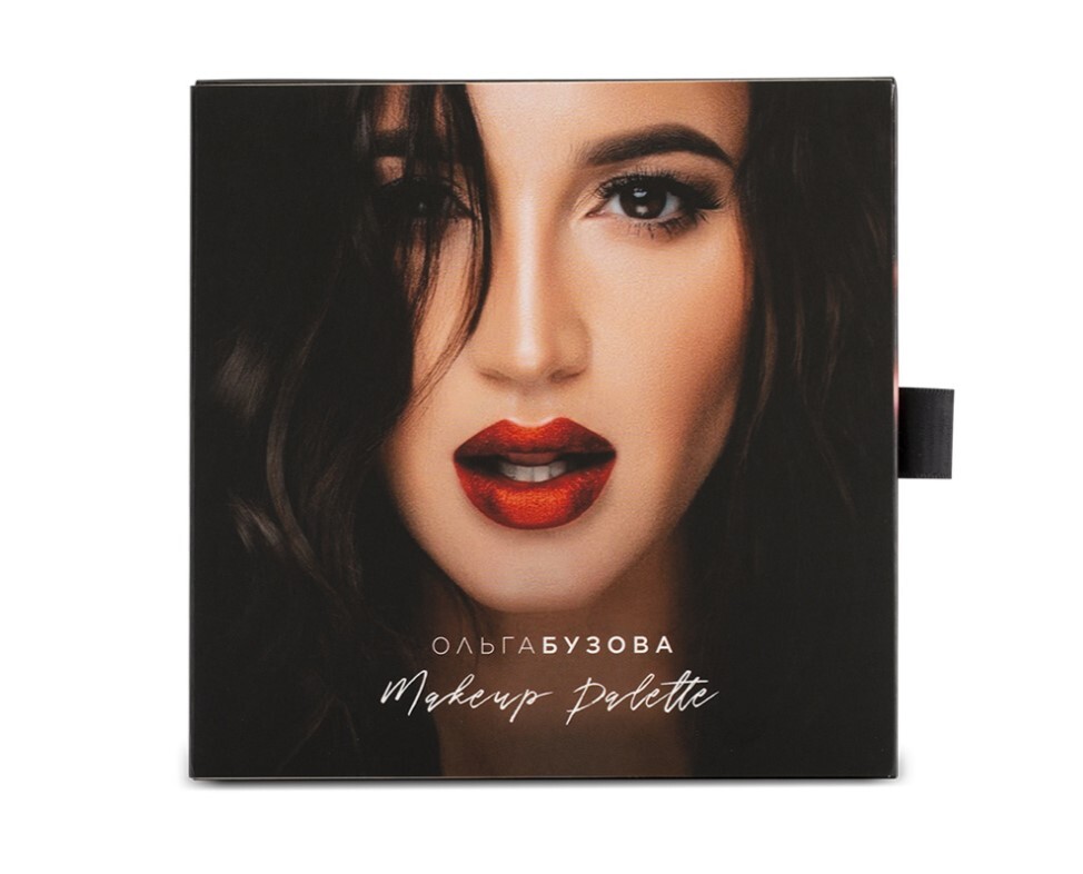 Іліністері бар қыздың қынапшасының жақыннан түсірілген фотосы Француз секс фильмдерінен көріністер