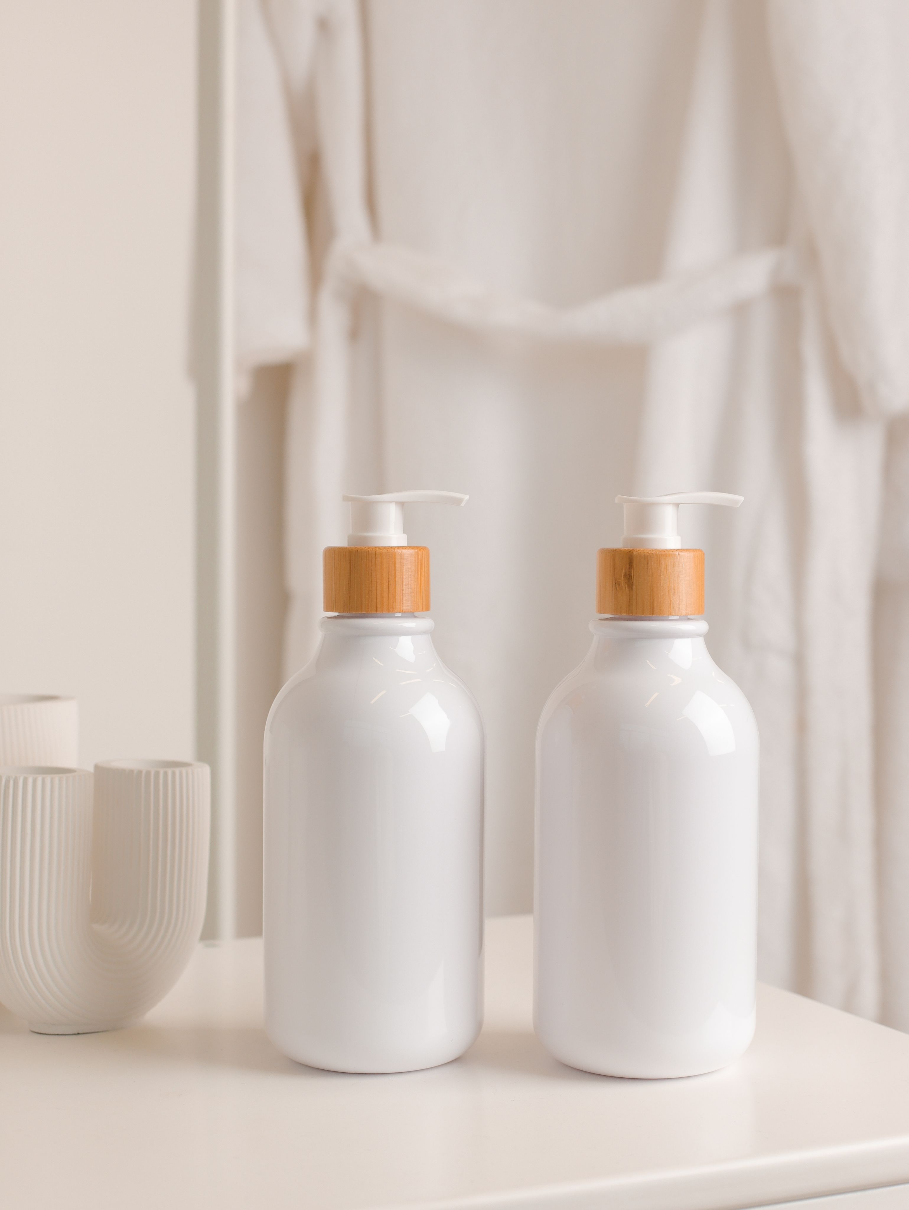 Набор стильных дозаторов бутылок для ванной и кухни 2 шт 500 мл без ...