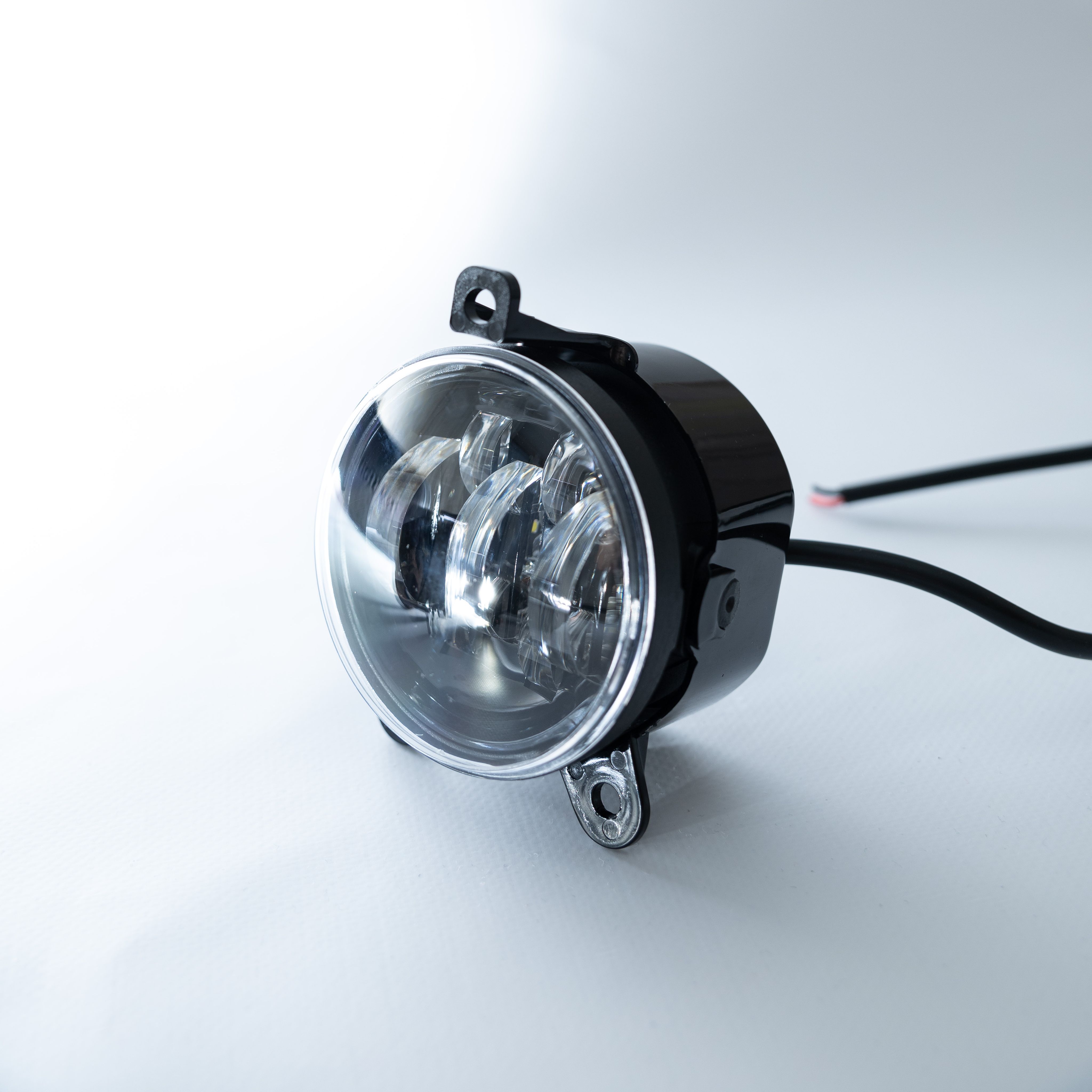 Фары противотуманные, Без цоколя купить по выгодной цене в интернет ...