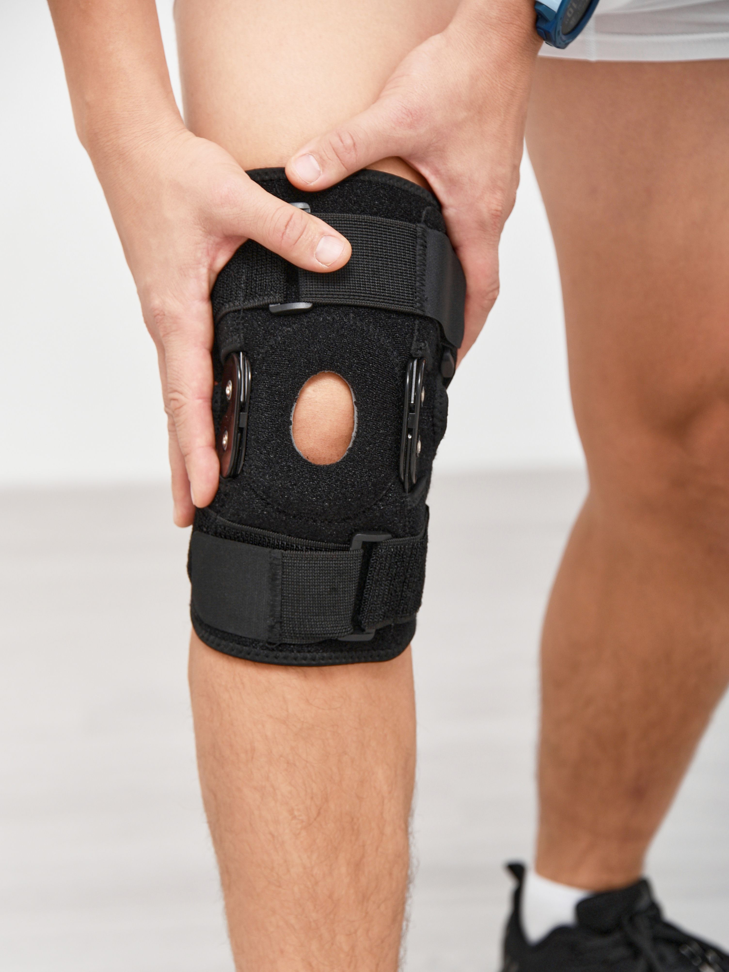 Ортез на колено, наколенник ортопедический, бандаж на коленный сустав .