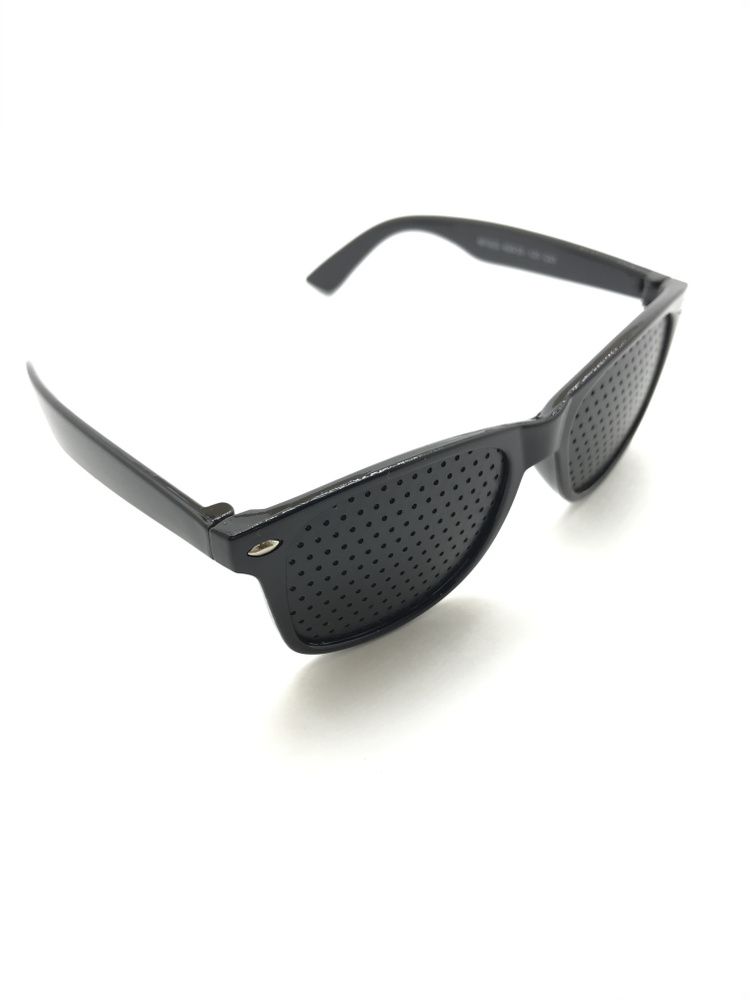 Детские очки тренажеры перфорационные с дырочками для тренировки зрения ...