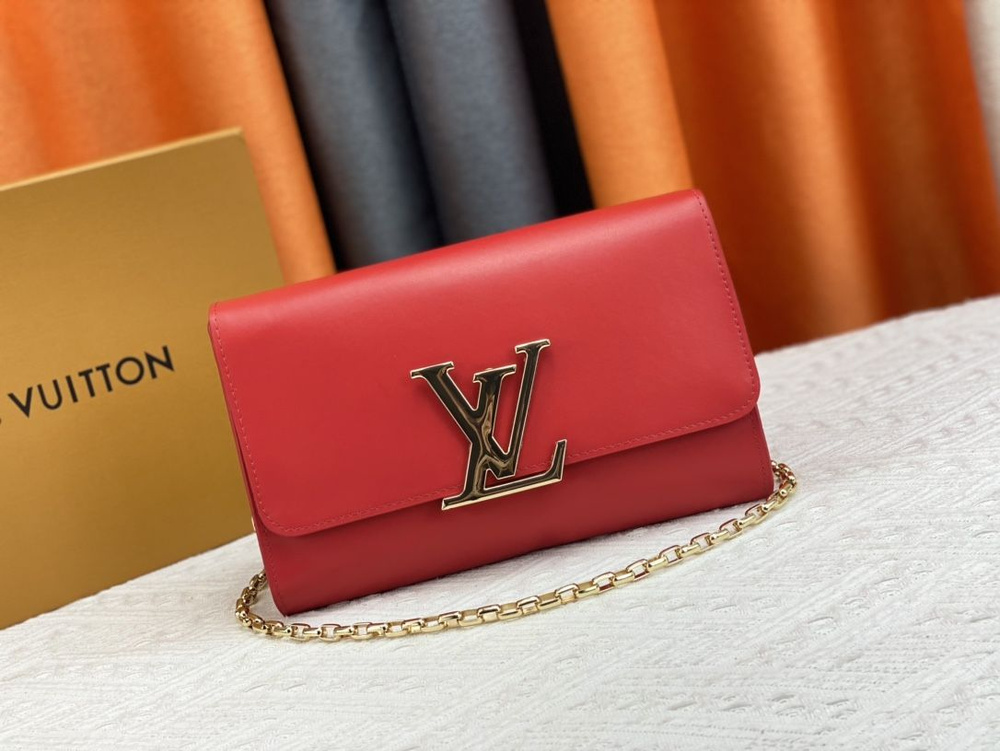 Louis Vuitton Сумка на плечо #1