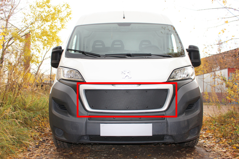 Защита радиатора / Дополнительный Зимний пакет ВЕРХ к съемной сетке Peugeot Boxer (2014-н.в) рестайлинг #1