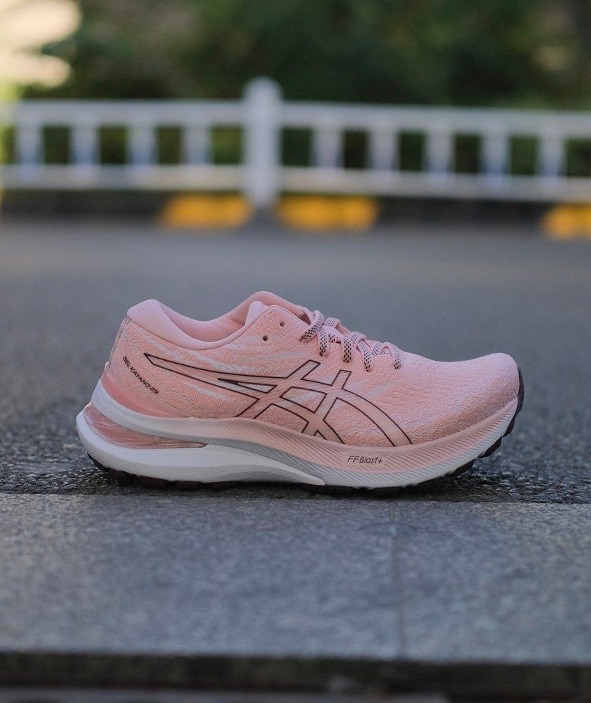 Кроссовки ASICS #1