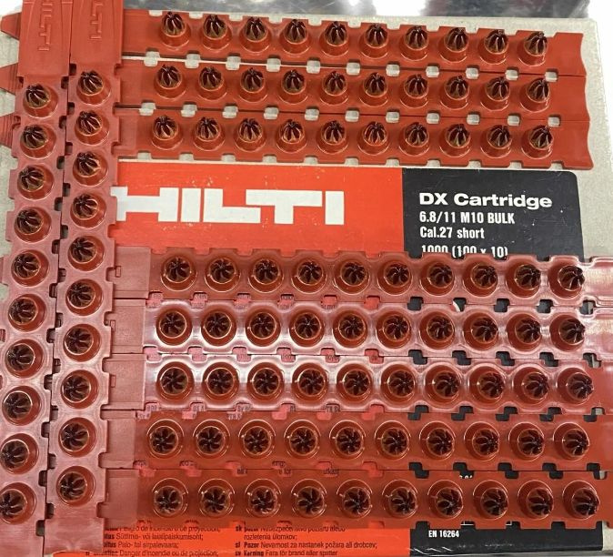 Hilti Анкер #1