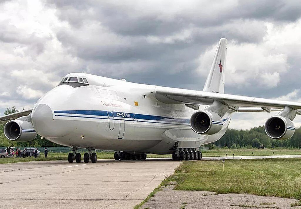 Украинский самолет-гигант доставил в Австралию уникальный груз (фото)