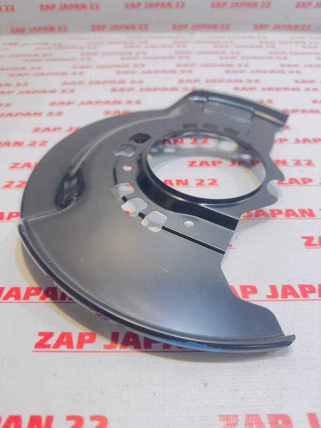 Кожух тормозного диска левый передний Toyota RAV4 ACA21/Тойота Рав4 ...