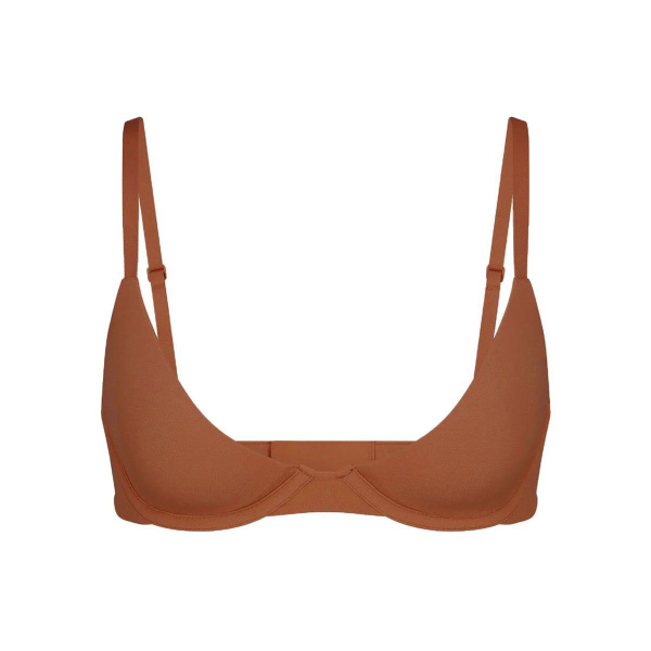 Шұлықтағы хатшымен анальды секс туралы видео