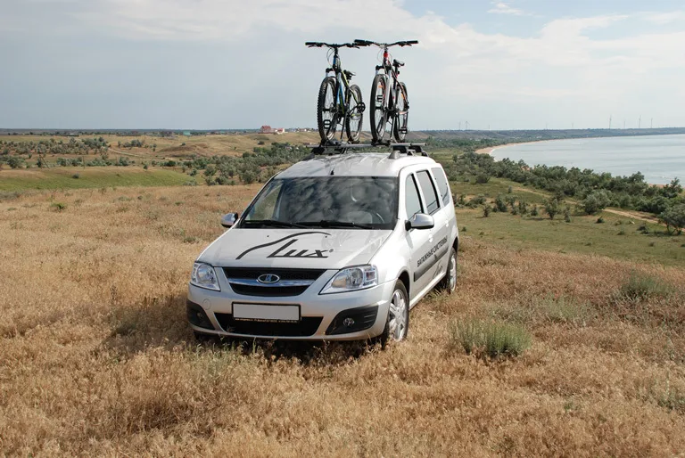 Универсальное велокрепление Lux BIKE-1 на крышу автомобиля с замком, серебристый, серебристый, фото 6