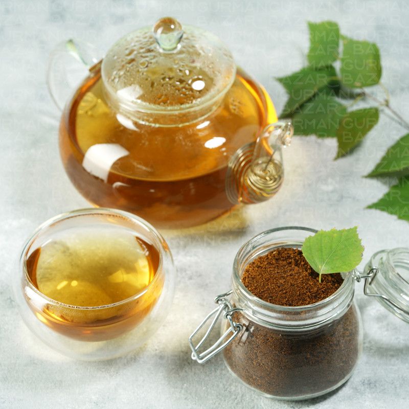 Настой листьев березы. Березовый чай. Чай из березовых почек. Чай из листьев березы. Чай на березовых бруньках.