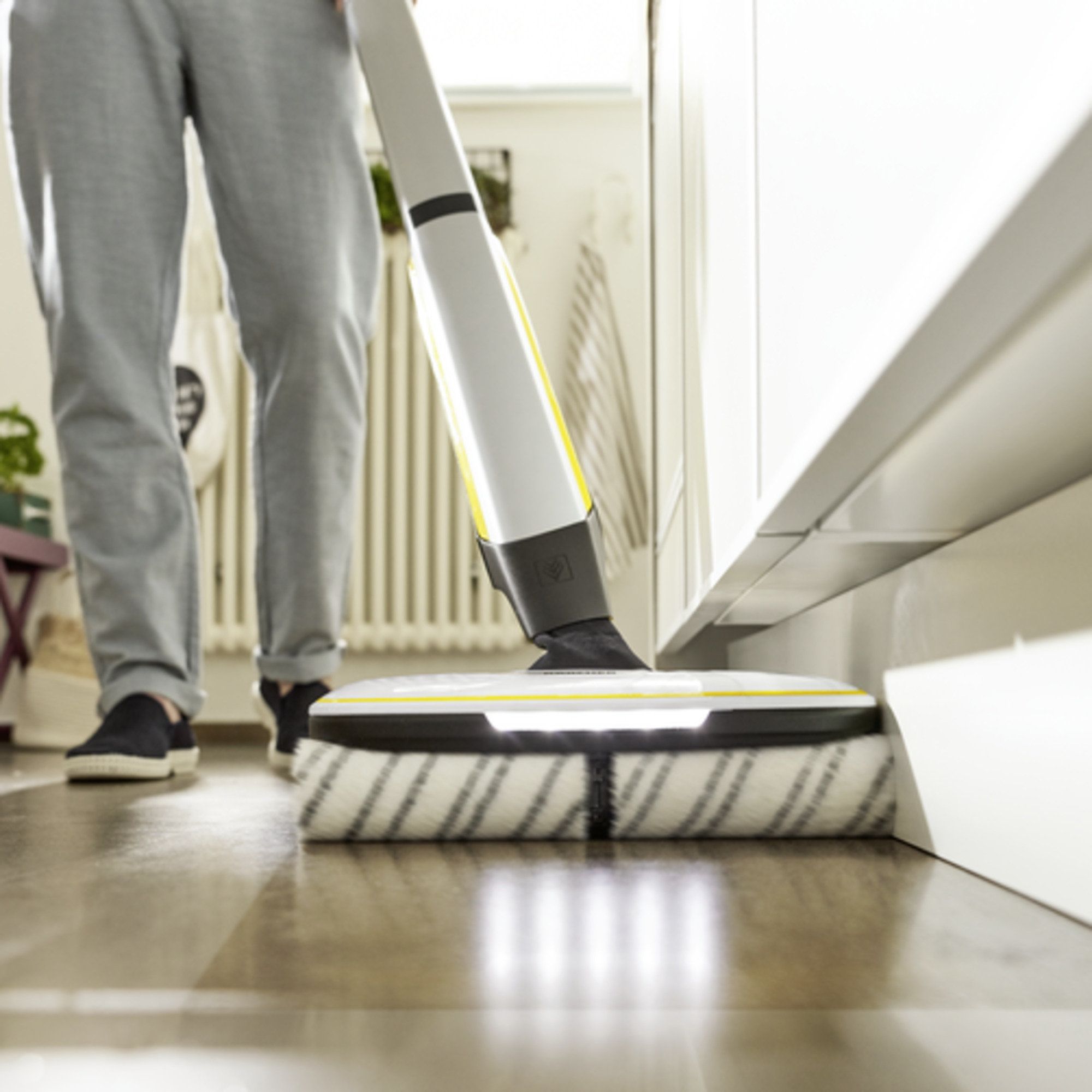 Электрошвабра karcher fc7. Karcher fc7. Пылесос Karcher FC 7 Premium 1.055-760.0. Karcher FC 7 Cordless. Керхер электрошвабра сф7премиум.