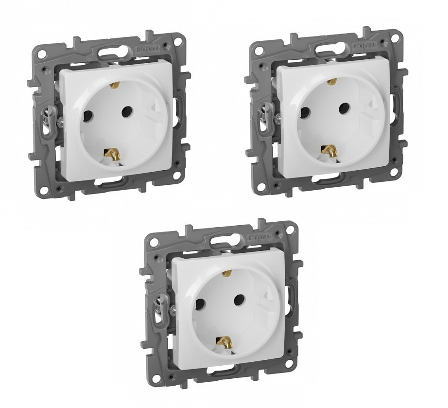 Розетка одинарная Legrand Etika 672221, с заземлением, цвет белый ...