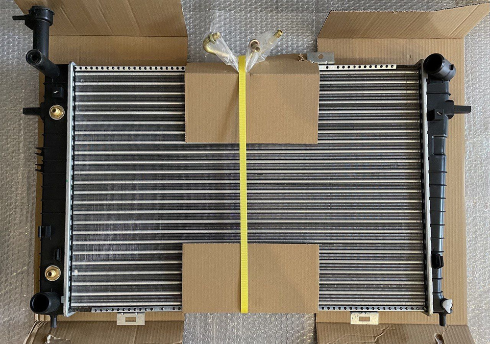 Радиатор Киа Спортаж 2,Хендай Таксон,HYUNDAI TUCSON/KIA SPORTAGE АКПП ...