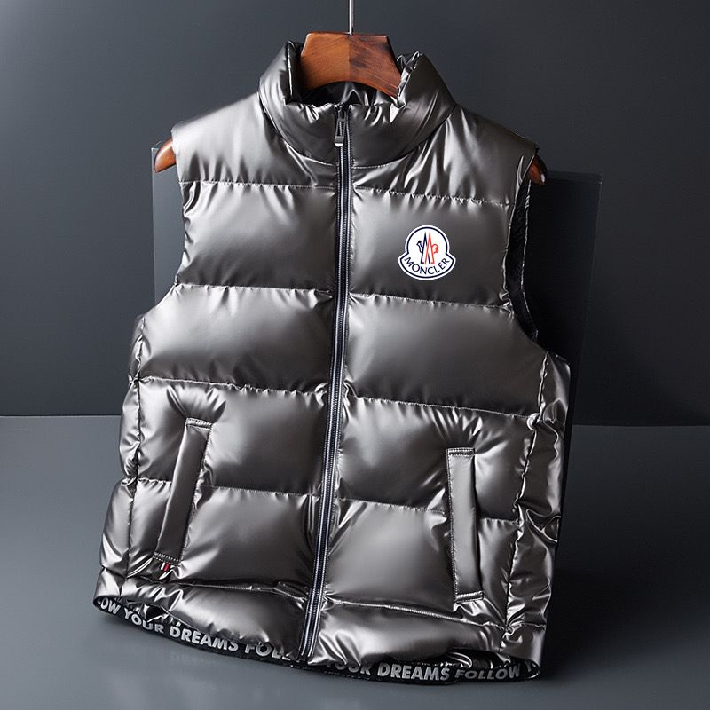 Жилет утепленный MONCLER #1