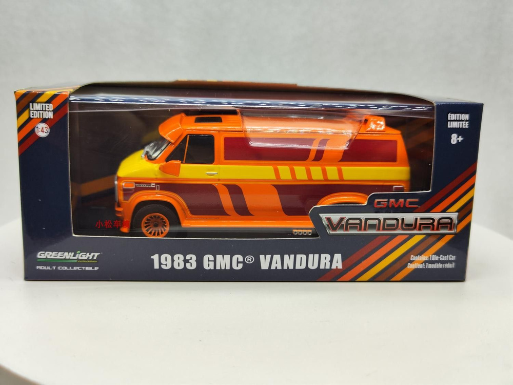 Машинка greenlight 1:43 1983 GMC Vandura Custom Collection die cast alloy car model decoration gift  #1