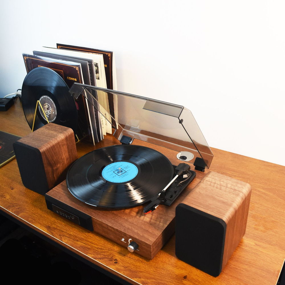 Виниловый проигрыватель купить на OZON по низкой цене (1962295663)