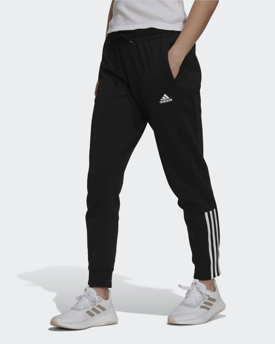 adidas essentials 3 stripes